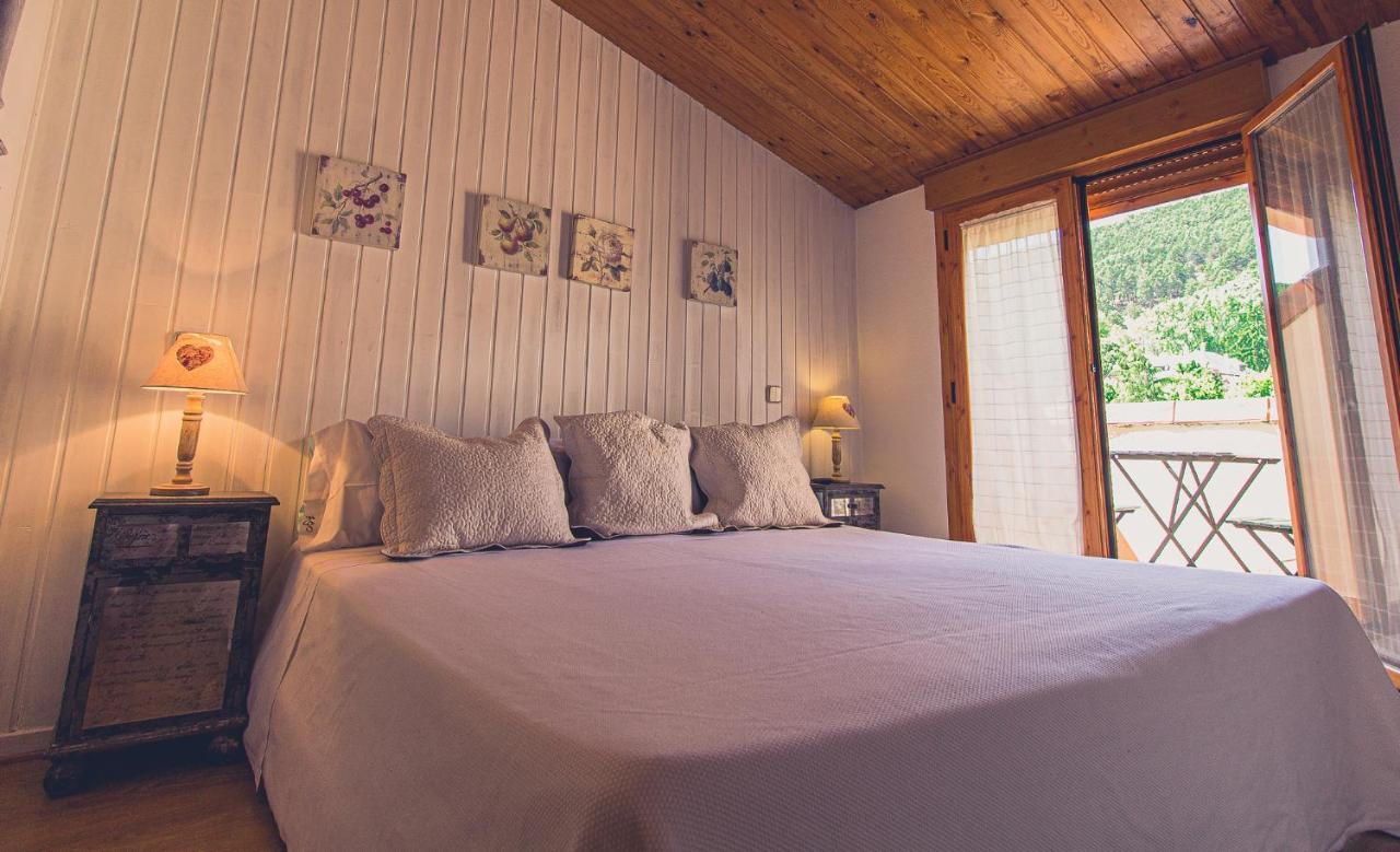 Hotel La Munequilla Miraflores de la Sierra Εξωτερικό φωτογραφία