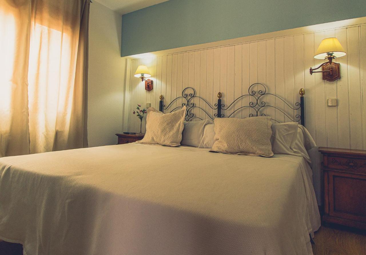 Hotel La Munequilla Miraflores de la Sierra Εξωτερικό φωτογραφία